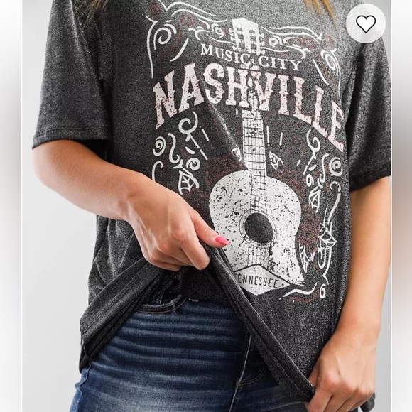 Modish Rebel Nashville Metallic Oversized Graphic Tee T-Shirt Size Medium - Picture 12 of 12